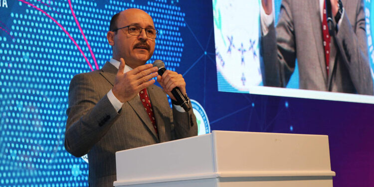 Sayın Cumhurbaşkanının Mülakatın Kaldırılacağı Sözü Havada Bırakılamaz!