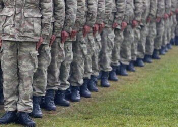 Askerlik Nedeniyle Göreve Başlayamayan Sözleşmeli Personelin Kadroya Geçiş Talebi İle İlgili Olumlu Karar