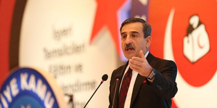 Memurlara İlişkin Yalan Yanlış Bilgilerle Gündeme Gelmeye Çalışmaktan Vazgeçin