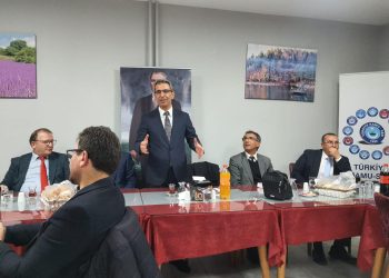 UZMAN VE BAŞÖĞRETMEN TAZMİNATLARI OCAK AYINDA YATIRILSIN!