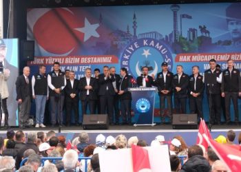 “CUMHURİYETİN KALBİNDEN EMEĞİN YÜZYILINA YÜRÜYORUZ” DİYEREK 1 MAYIS’I ANKARA’DA KUTLADIK