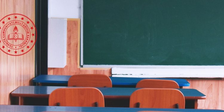 GELİŞİM RAPORLARININ YIL SONUNDA VERİLMESİ KONUSUNDA MEB İVEDİLİKLE RESMİ BİR AÇIKLAMA YAPMALIDIR