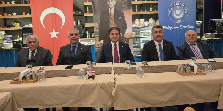 KURBAN BAYRAMI ÖNCESİNDE “BAYRAM İKRAMİYESİ” MÜJDESİ İSTİYORUZ.